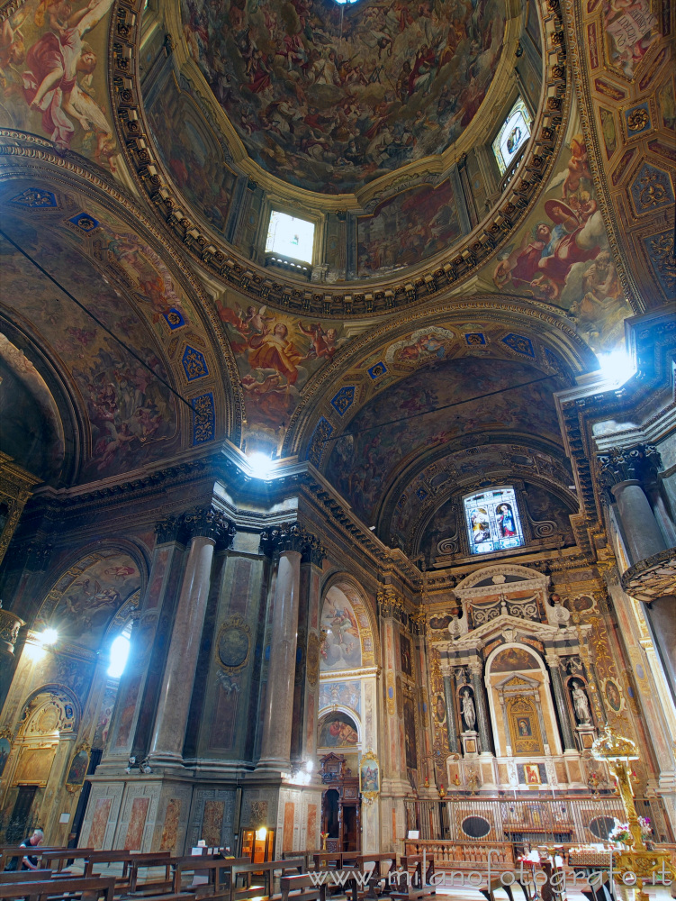 Milan (Italy) - Dome and chapel of Our Lady of Sorrows in the Church of Sant'Alessandro in Zebedia